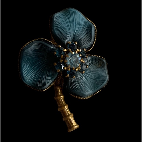 Vintage Made in West Germany Blue Flower Rhinestone Crystal Floral Brooch Pin - Picture 2 of 5